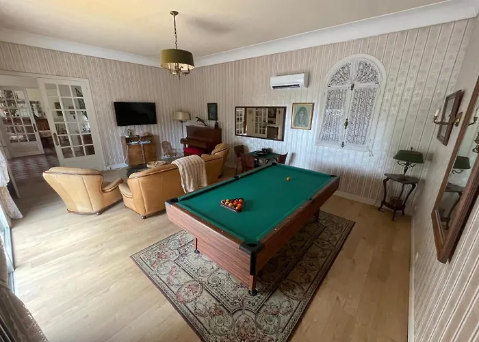 Grande Bord De Mer, Face Au Port Santa Lucia Saint-Raphaël